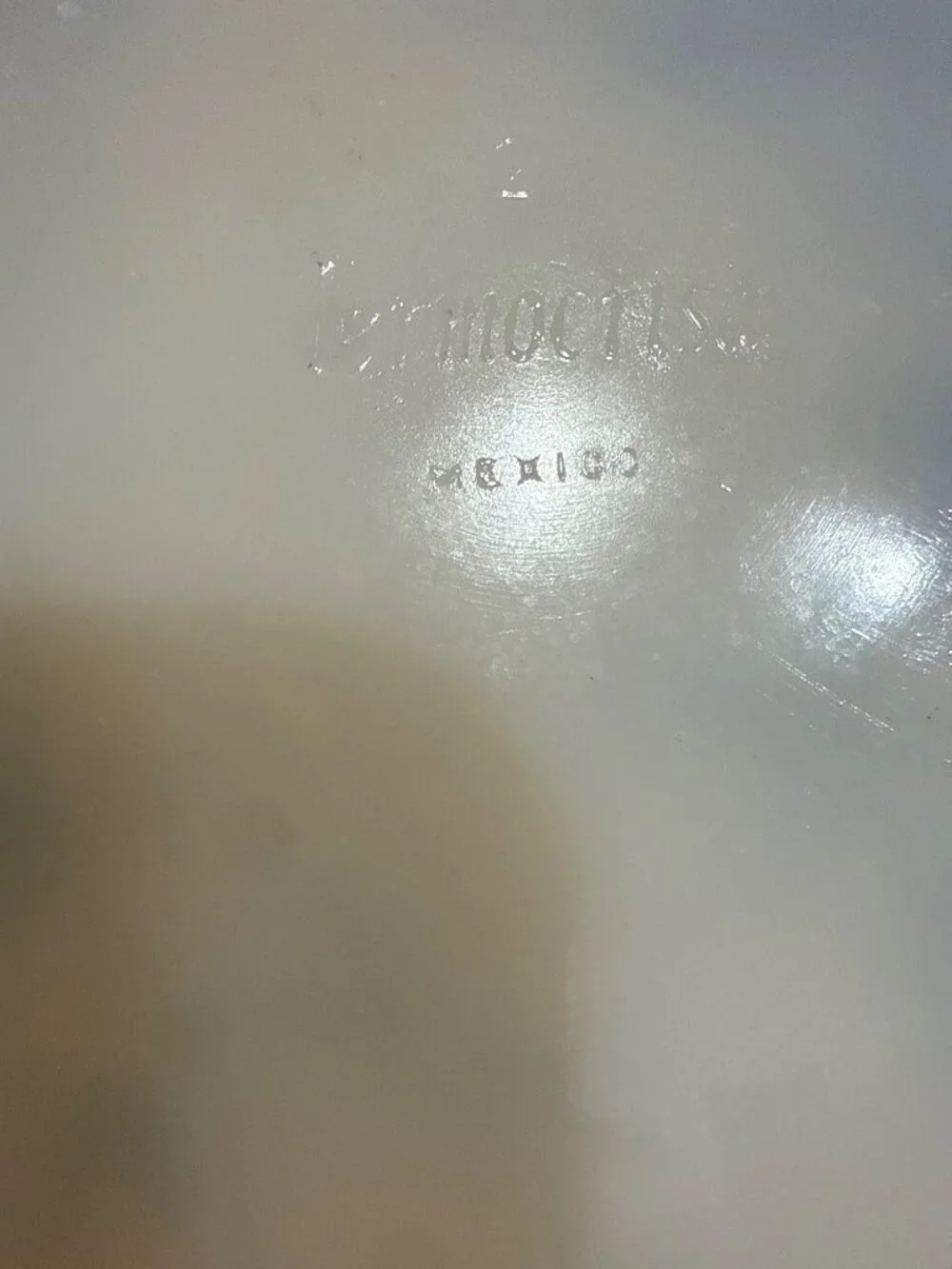 vintage Termocrisa Mexico milk glass plate (1) 9” 
